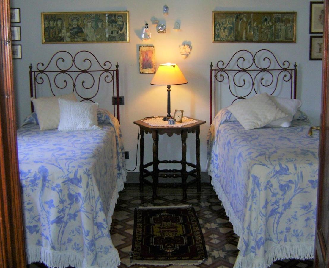Villa Carlotta Con Piscina Lari المظهر الخارجي الصورة